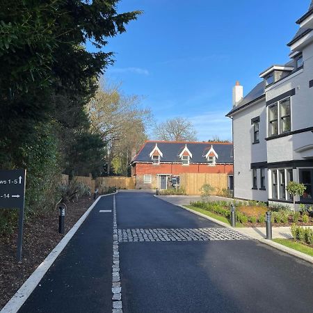 Bournemouth Cottage 6Mins From Beach, Free Parking ภายนอก รูปภาพ
