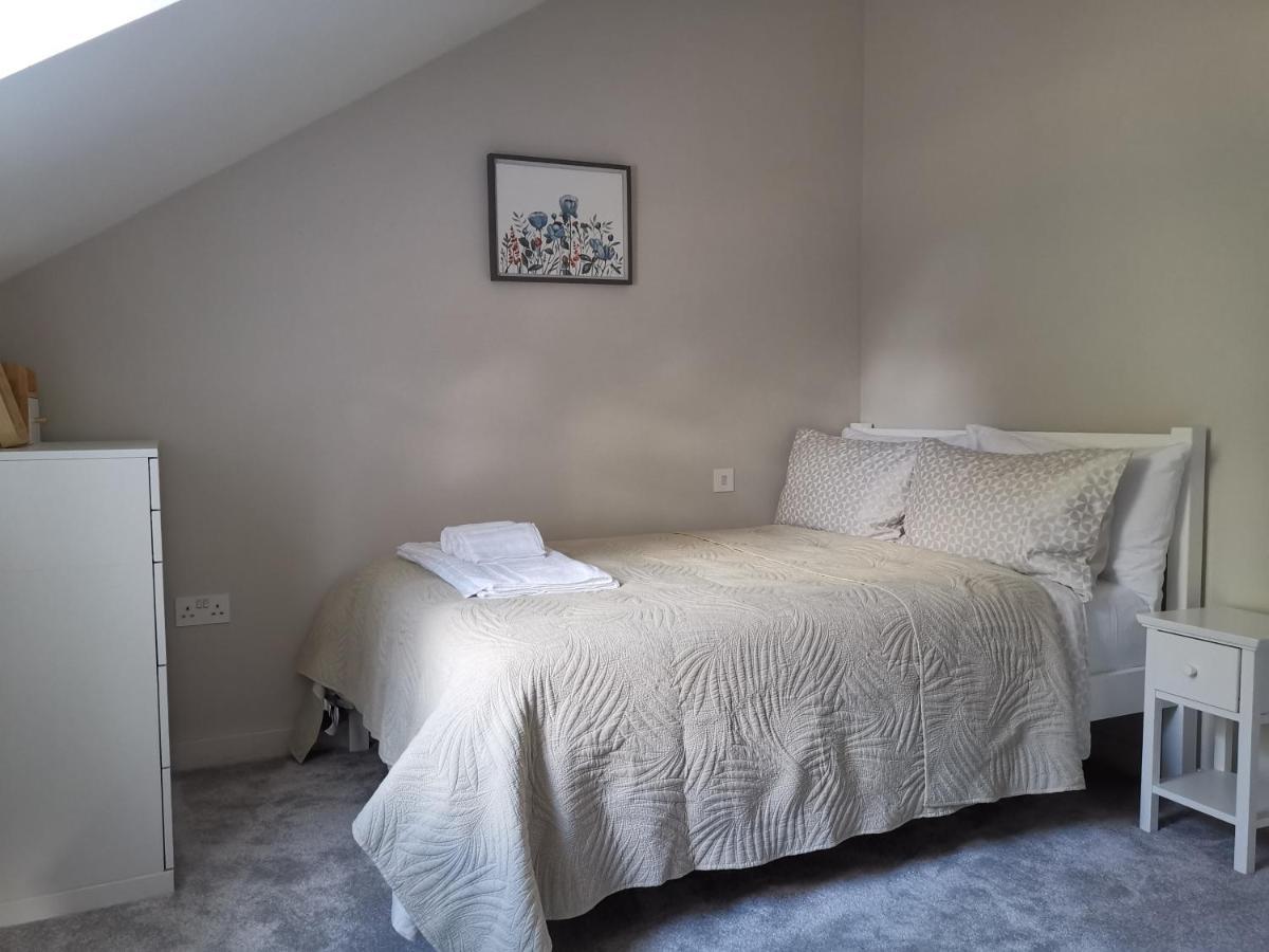 Bournemouth Cottage 6Mins From Beach, Free Parking ภายนอก รูปภาพ