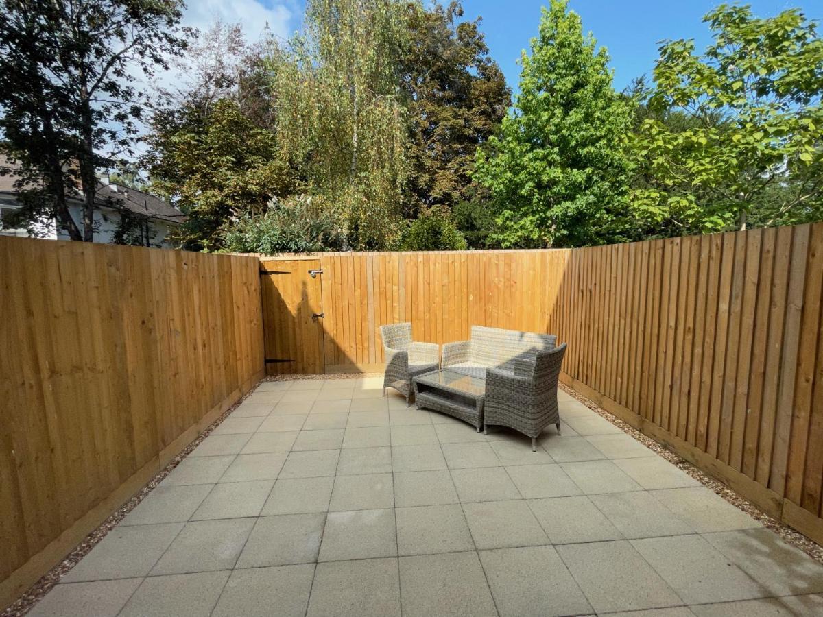 Bournemouth Cottage 6Mins From Beach, Free Parking ภายนอก รูปภาพ